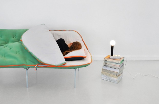 La designer londonienne Stephanie Hornig a créé le lit de jour léger Samr 2.