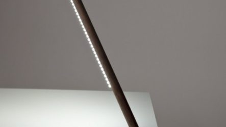 Lampe d'angle au design élégant