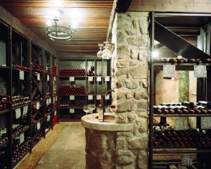 Cave à vin spacieuse