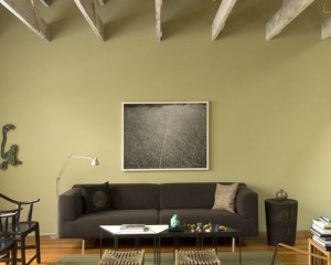 Chambre vert clair dans le style du minimalisme