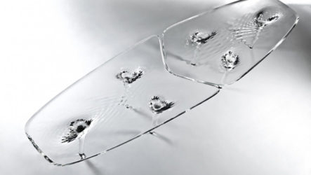 table en verre liquide