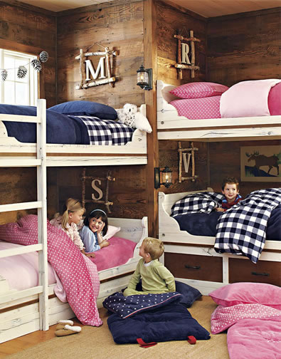 Chambre d'enfants pour un grand nombre d'enfants