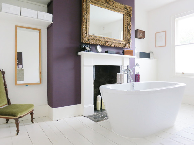 salle de bain violette