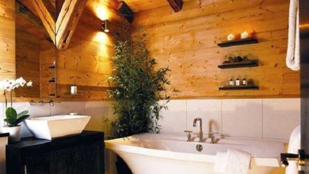 Salle de bain dans une maison en bois