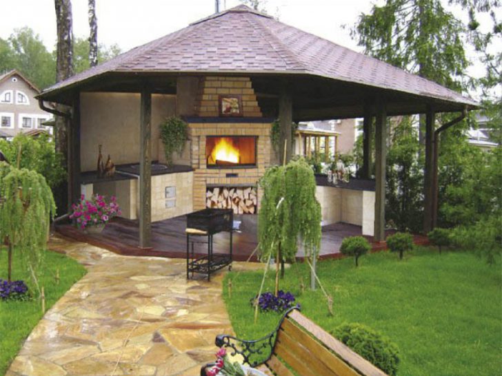 gazebo à faire soi-même avec barbecue