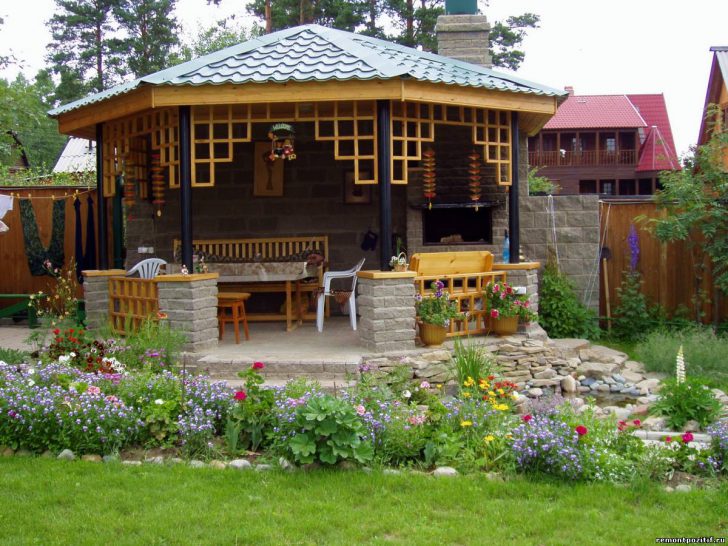 gazebo à faire soi-même avec barbecue