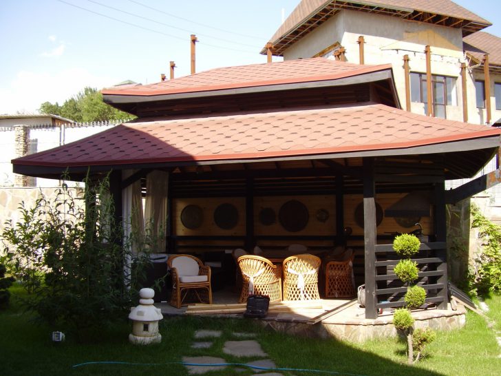 gazebo à faire soi-même avec barbecue