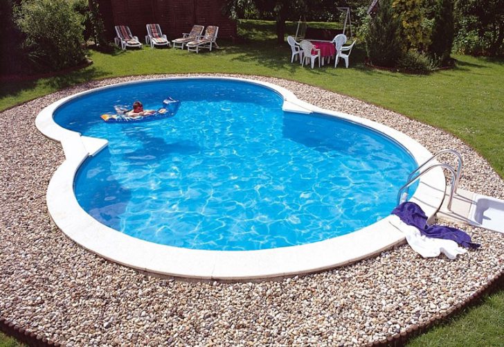 piscine pas chère pour une résidence d'été