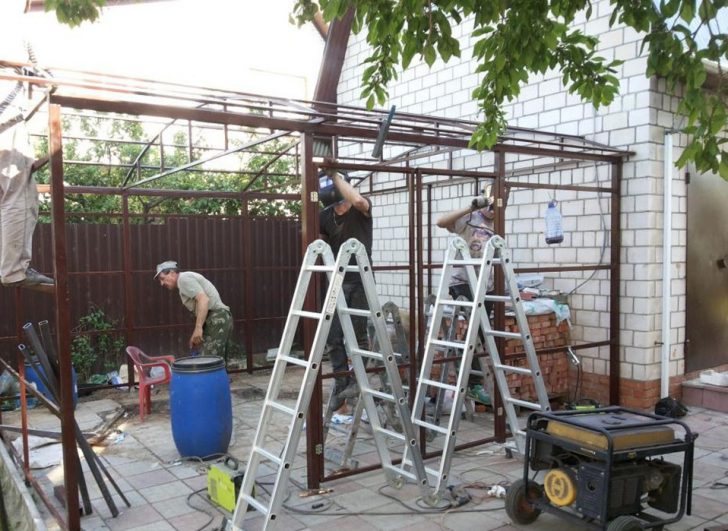 gazebo pour chalets d'été en polycarbonate