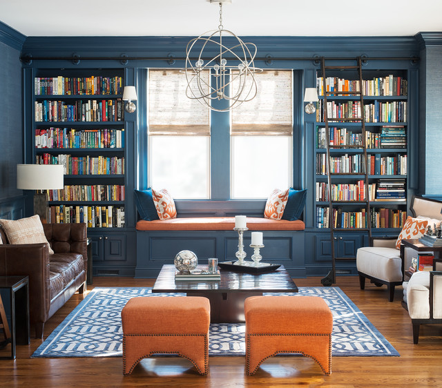 intérieur de la bibliothèque de la maison