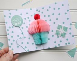 Comment faire des cartes d'anniversaire volumineuses à faire soi-même, 8 mars ou 23 février