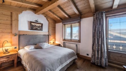 Confort maximal dans une chambre rustique