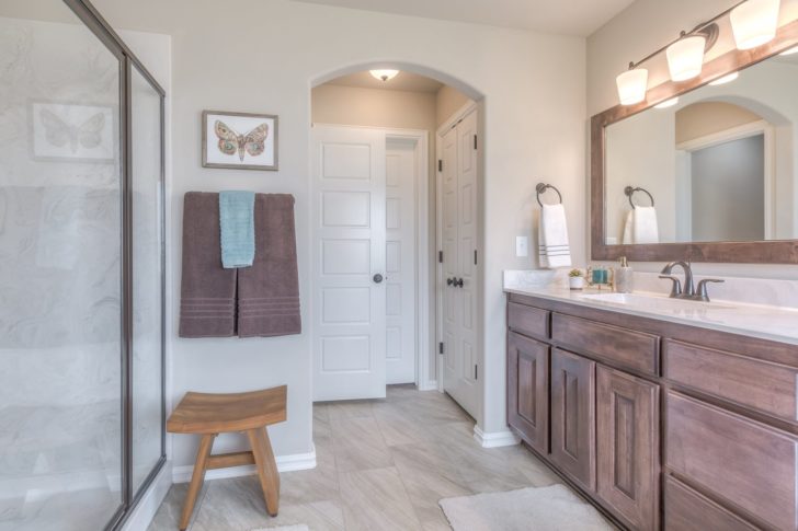 salle de bain en beige