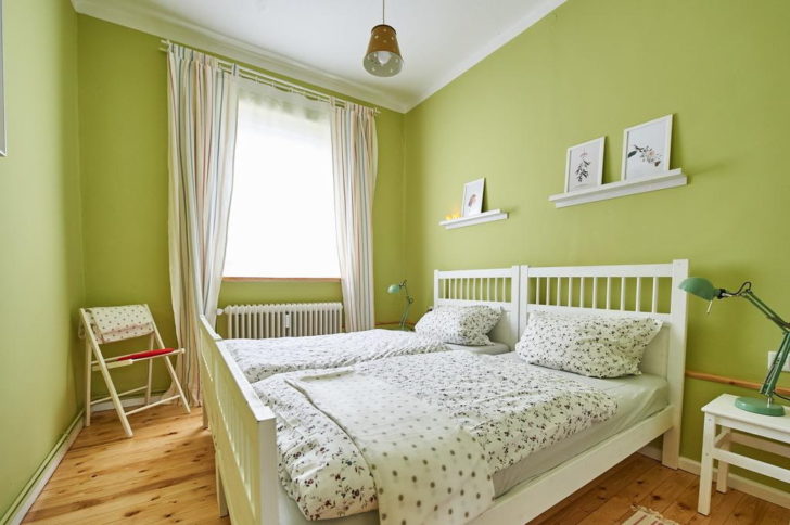 chambre en vert clair